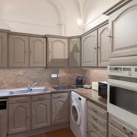 Apartamento Le Chateau Vallombrosa By Halldis